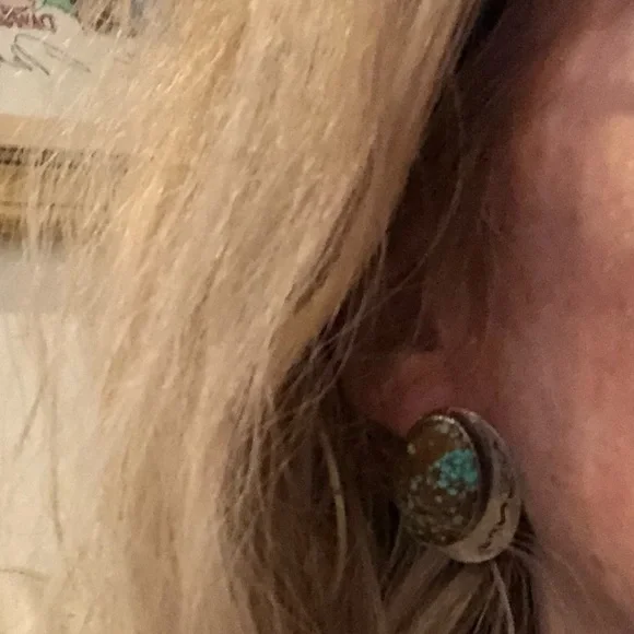 Gorgeous vintage sterling and turquoise earrings - Picture 5 of 5